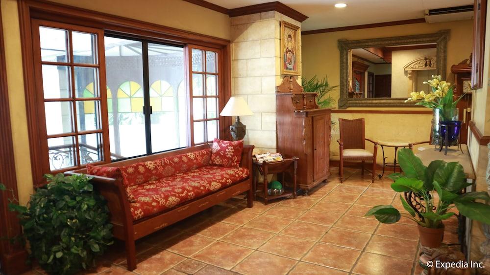 Sophia Suites Residence Hotel Cebu Eksteriør billede