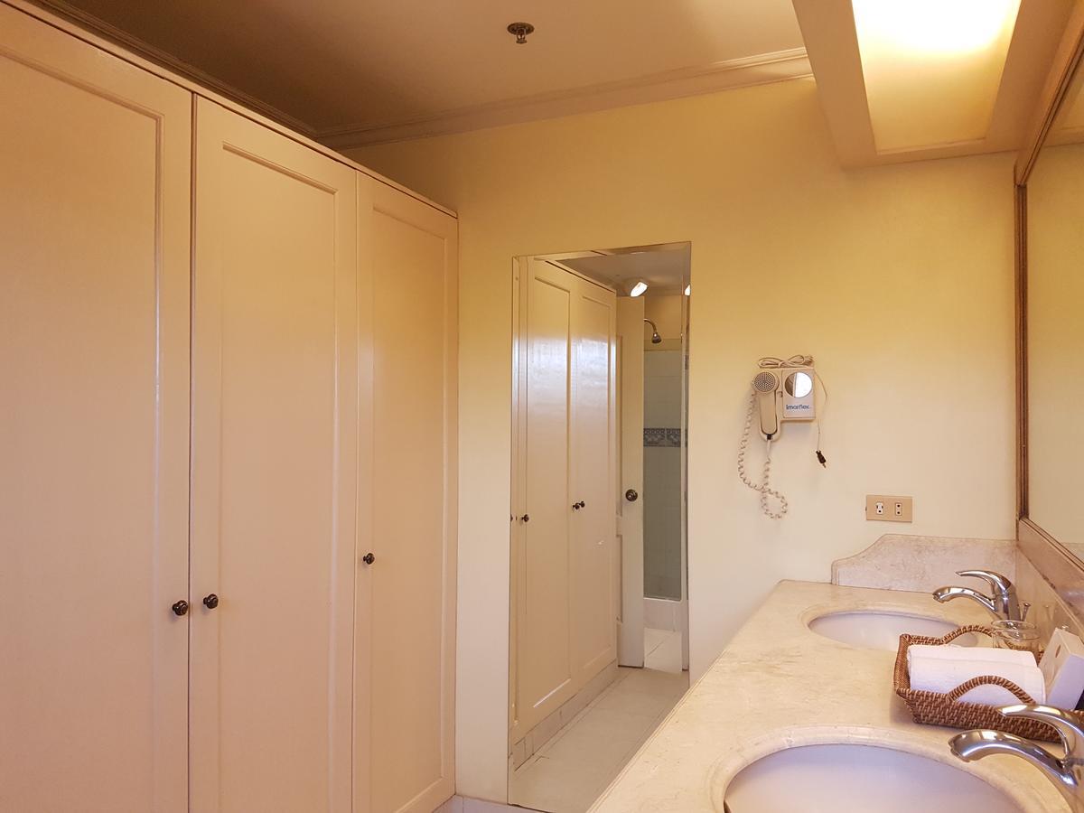 Sophia Suites Residence Hotel Cebu Eksteriør billede
